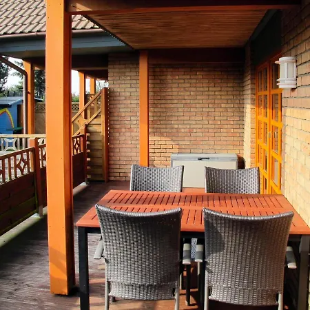 Zeit Zum Traeumen I By Interhome 아파트 브리게